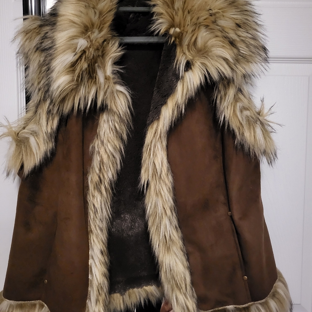 Chateau vest